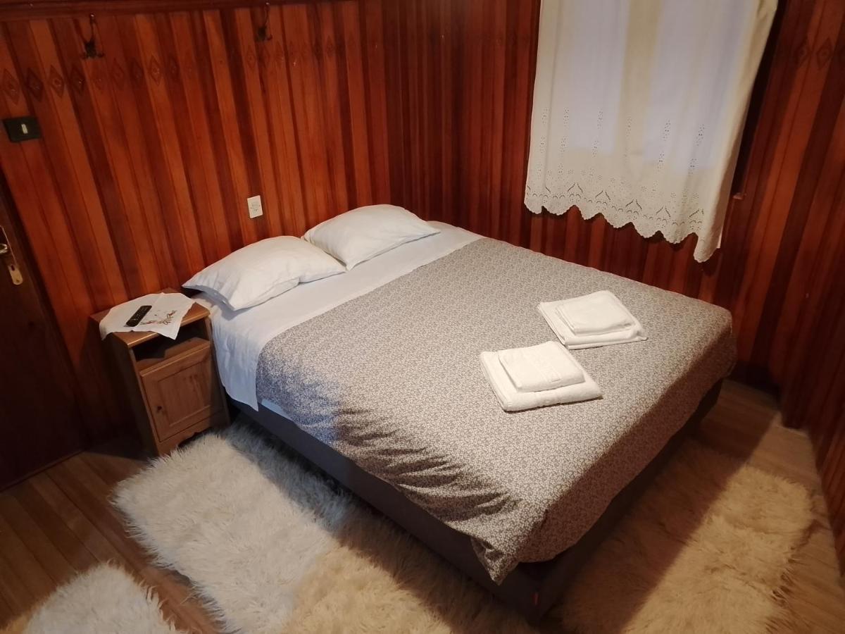Arka Metsovo Hotell Eksteriør bilde
